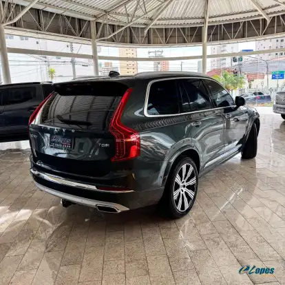 VOLVO-XC90-2019