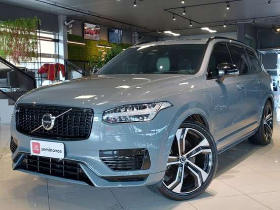 VOLVO-XC90-2022