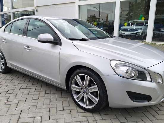 VOLVO-S60-1.6 T4 FWD GASOLINA 4P AUTOMÁTICO VOLVO-S60-2011