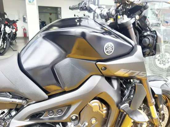 YAMAHA-MT-09 YAMAHA-MT-09-2020