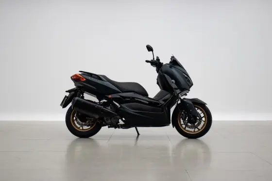 YAMAHA XMAX ABS 