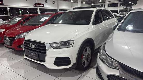 AUDI-Q3-2017