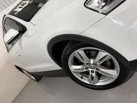 AUDI-Q3-1.4 TFSI ATTRACTION PLUS FLEX 4P S TRONIC AUDI-Q3-2016