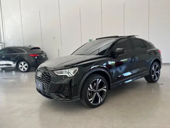 AUDI Q3 2.0 40 TFSI GASOLINA PERFORMANCE BLACK QUATTRO TIPTRONIC AUDI Q3 2.0 40 TFSI GASOLINA PERFORMANCE BLACK QUATTRO TIPTRONIC