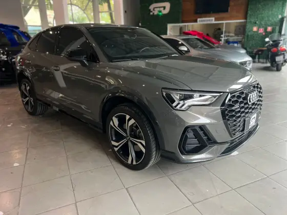 AUDI Q3 2.0 40 TFSI GASOLINA SPORTBACK PERFORMANCE BLACK QUATTRO TIPTRONIC AUDI Q3 2.0 40 TFSI GASOLINA SPORTBACK PERFORMANCE BLACK QUATTRO TIPTRONIC