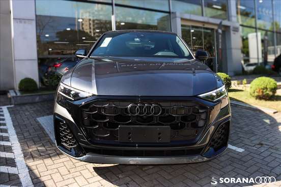 AUDI-Q8-2025