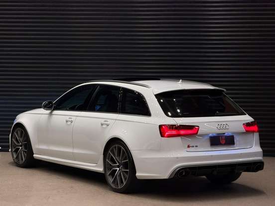 AUDI-RS6-4.0 AVANT V8 32V BI-TURBO GASOLINA 4P TIPTRONIC AUDI-RS6-2018