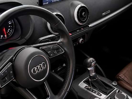 AUDI-A3-1.4 TFSI GASOLINA SPORTBACK PRESTIGE PLUS S-TRONIC AUDI-A3-2020