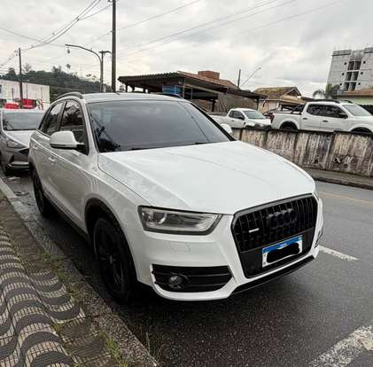 AUDI-Q3-2014
