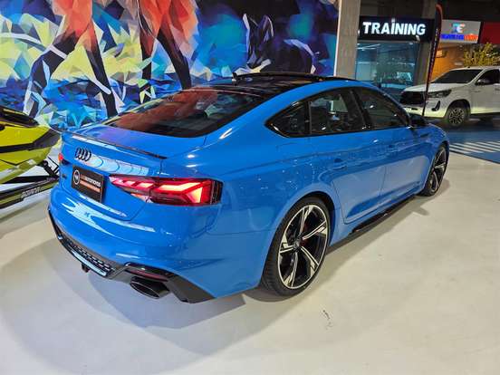AUDI-RS5-2020