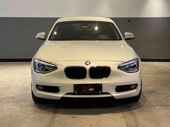 BMW-118i-2014