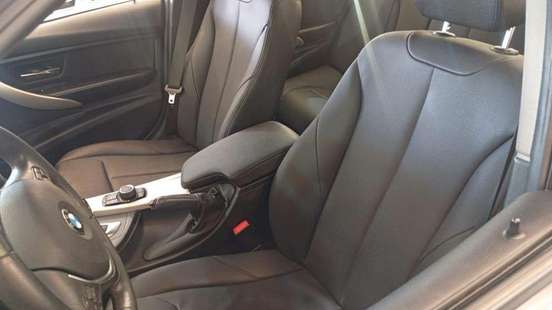 BMW-320i-2015