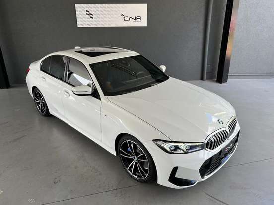 BMW-320i-2023