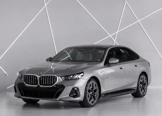 BMW 530e 2.0 TWINPOWER PHEV M SPORT AUTOMÁTICO BMW 530e 2.0 TWINPOWER PHEV M SPORT AUTOMÁTICO