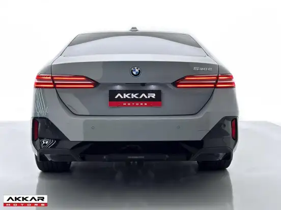 BMW-530e-2025