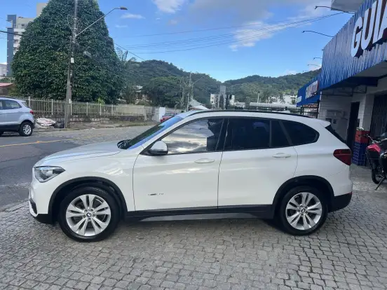 BMW-X1-2.0 16V TURBO ACTIVEFLEX SDRIVE20I 4P AUTOMÁTICO BMW-X1-2017