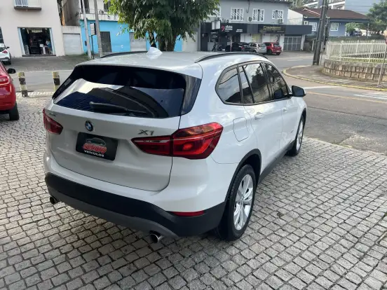 BMW-X1-2.0 16V TURBO ACTIVEFLEX SDRIVE20I 4P AUTOMÁTICO BMW-X1-2017