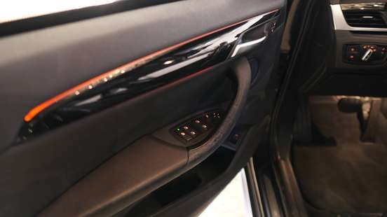 BMW-X1-2016