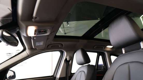 BMW-X1-2016