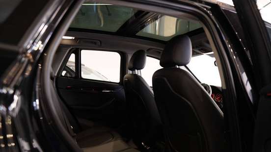 BMW-X1-2.0 16V TURBO ACTIVEFLEX SDRIVE20I 4P AUTOMÁTICO BMW-X1-2016