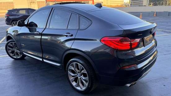 BMW-X4-2016