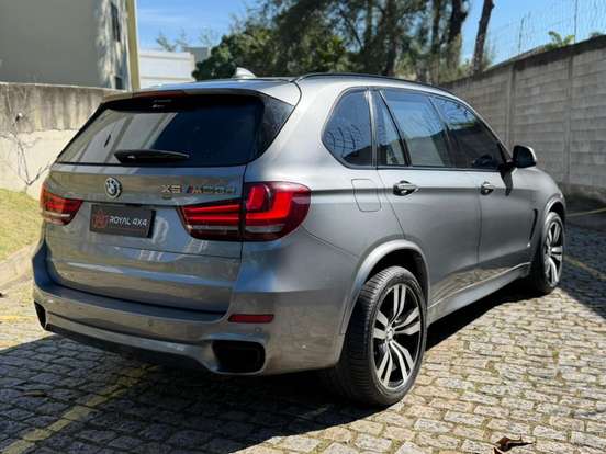 BMW-X5-3.0 4X4 M50D I6 TURBO DIESEL 4P AUTOMÁTICO BMW-X5-2015