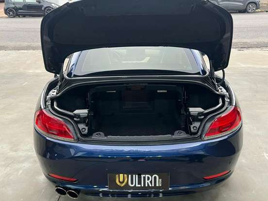 BMW-Z4-2.5 I6 GASOLINA SDRIVE23I AUTOMÁTICO BMW-Z4-2010