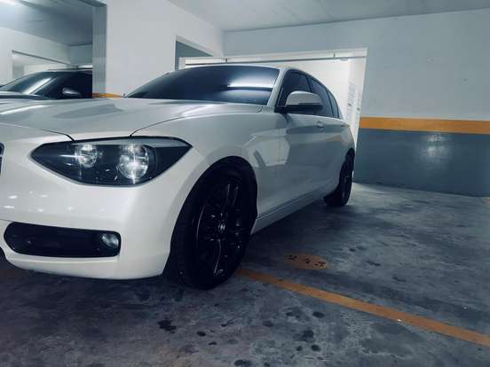 BMW-118i-1.6 SPORT GP 16V TURBO GASOLINA 4P AUTOMÁTICO BMW-118i-2013
