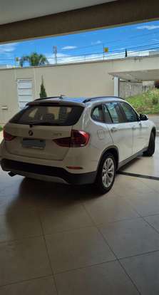BMW-X1-2013