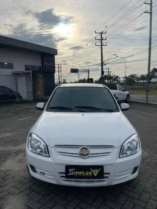 CHEVROLET CELTA 1.0 MPFI LIFE 8V FLEX 2P MANUAL CHEVROLET CELTA 1.0 MPFI LIFE 8V FLEX 2P MANUAL