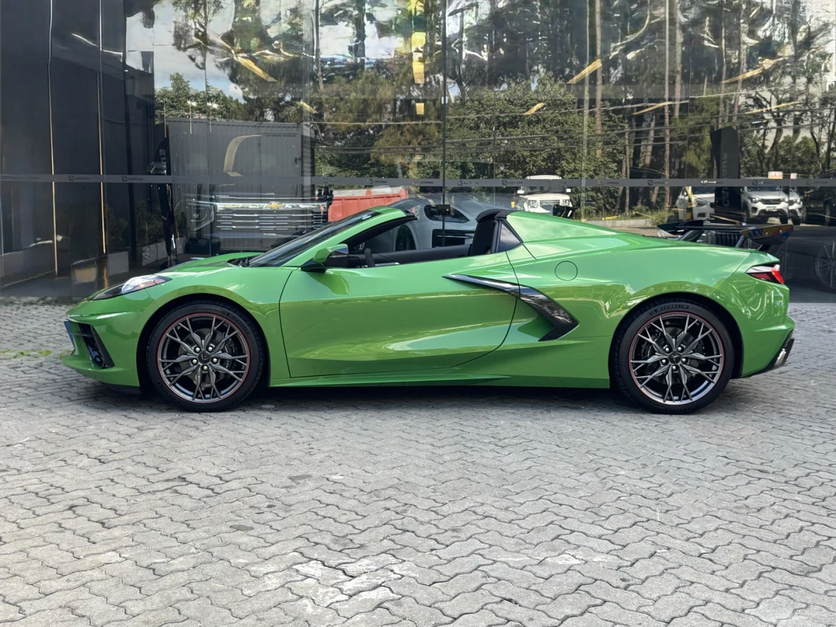 Chevrolet Corvette — foto 10