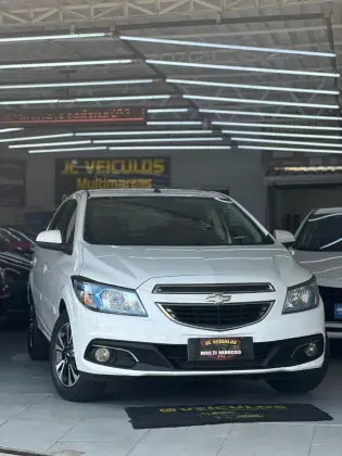 CHEVROLET ONIX 1.4 MPFI LTZ 8V FLEX 4P MANUAL CHEVROLET ONIX 1.4 MPFI LTZ 8V FLEX 4P MANUAL