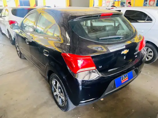 CHEVROLET-ONIX-2017