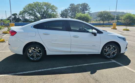 CHEVROLET-CRUZE-2022
