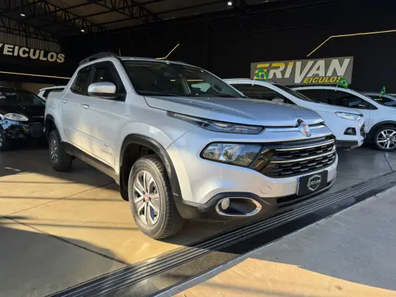 FIAT TORO 1.8 16V EVO FLEX FREEDOM OPEN EDITION AT6 FIAT TORO 1.8 16V EVO FLEX FREEDOM OPEN EDITION AT6