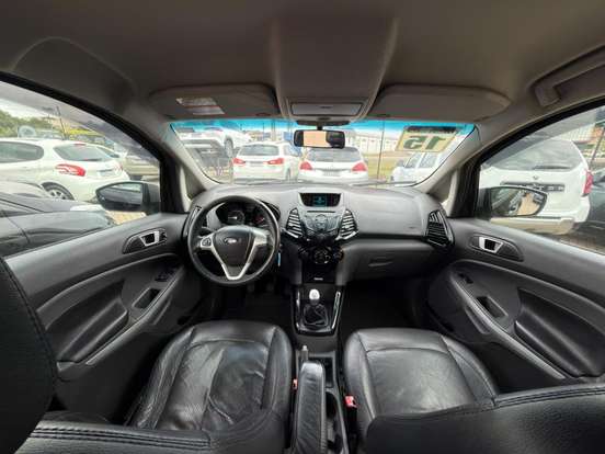 FORD-ECOSPORT-2014