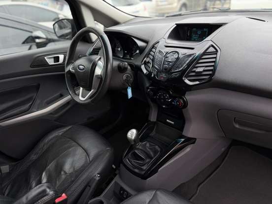 FORD-ECOSPORT-2014