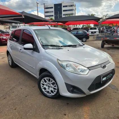 FORD FIESTA 1.0 ROCAM HATCH 8V FLEX 4P MANUAL