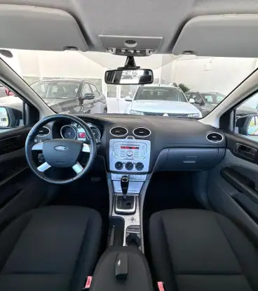 FORD-FOCUS-2013