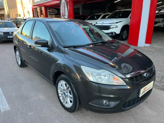 FORD FOCUS 2.0 GLX SEDAN 16V FLEX 4P AUTOMÁTICO