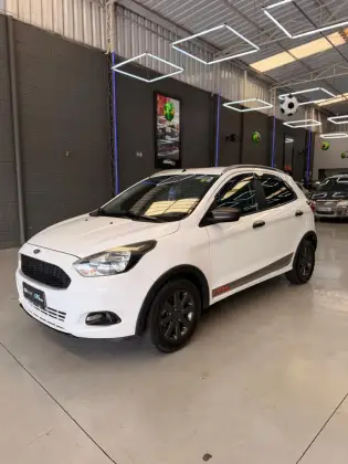 FORD KA 1.0 TI-VCT FLEX SE TRAIL MANUAL FORD KA 1.0 TI-VCT FLEX SE TRAIL MANUAL