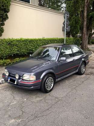 FORD-ESCORT-1989