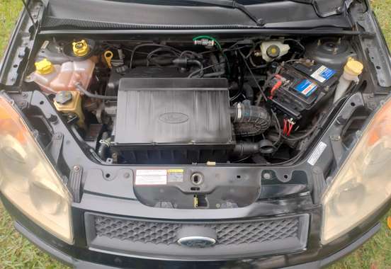 FORD-FIESTA-2007