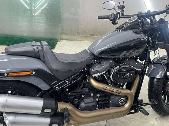 HARLEY-DAVIDSON-SOFTAIL FAT BOB 114-2022