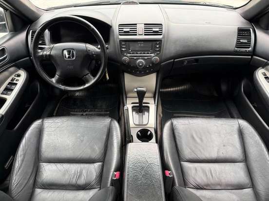 HONDA-ACCORD-2005