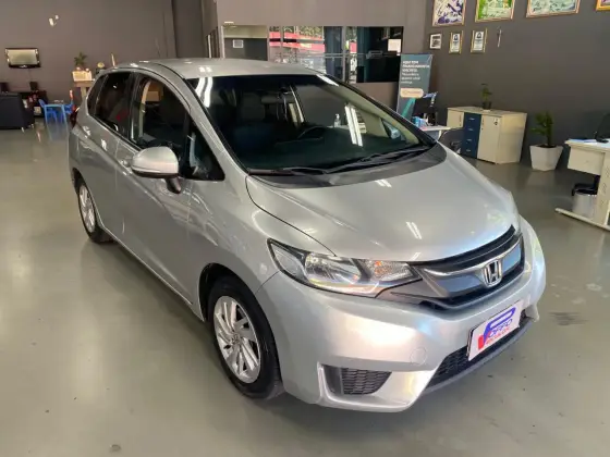 HONDA FIT 1.5 LX 16V FLEX 4P AUTOMÁTICO HONDA FIT 1.5 LX 16V FLEX 4P AUTOMÁTICO