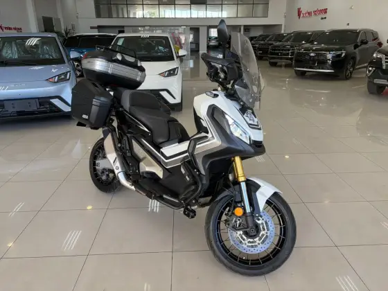 HONDA X-ADV 