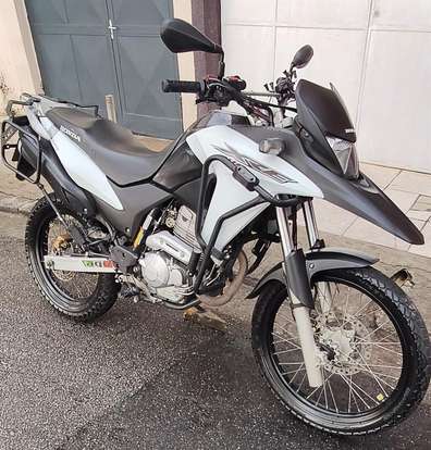 HONDA-XRE 300-2016