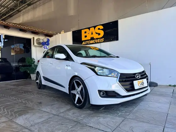 HYUNDAI HB20 1.0 COMFORT PLUS 12V FLEX 4P MANUAL