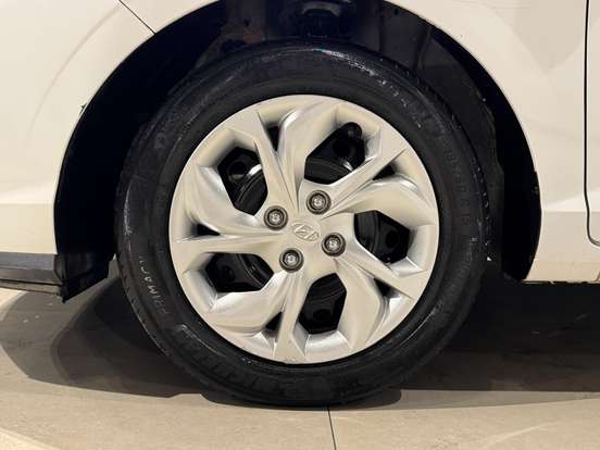HYUNDAI-HB20-1.0 12V FLEX COMFORT PLUS MANUAL HYUNDAI-HB20-2024